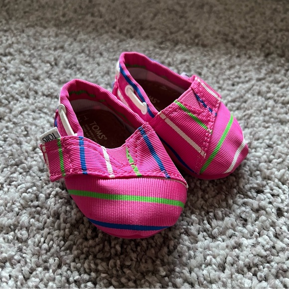 Toms Other - Toms Infant Slip On Shoes - Pink Striped - Size T2 - NWOT